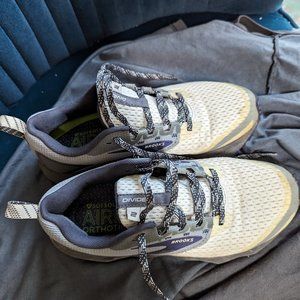 Brooks trail running shoes